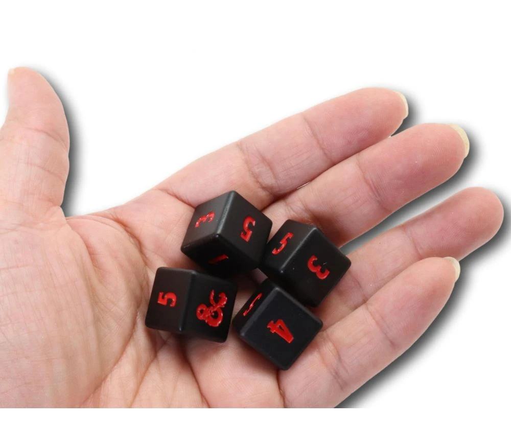 4 Dés Métal Noir 6 Faces Donjons & Dragons – Image 2