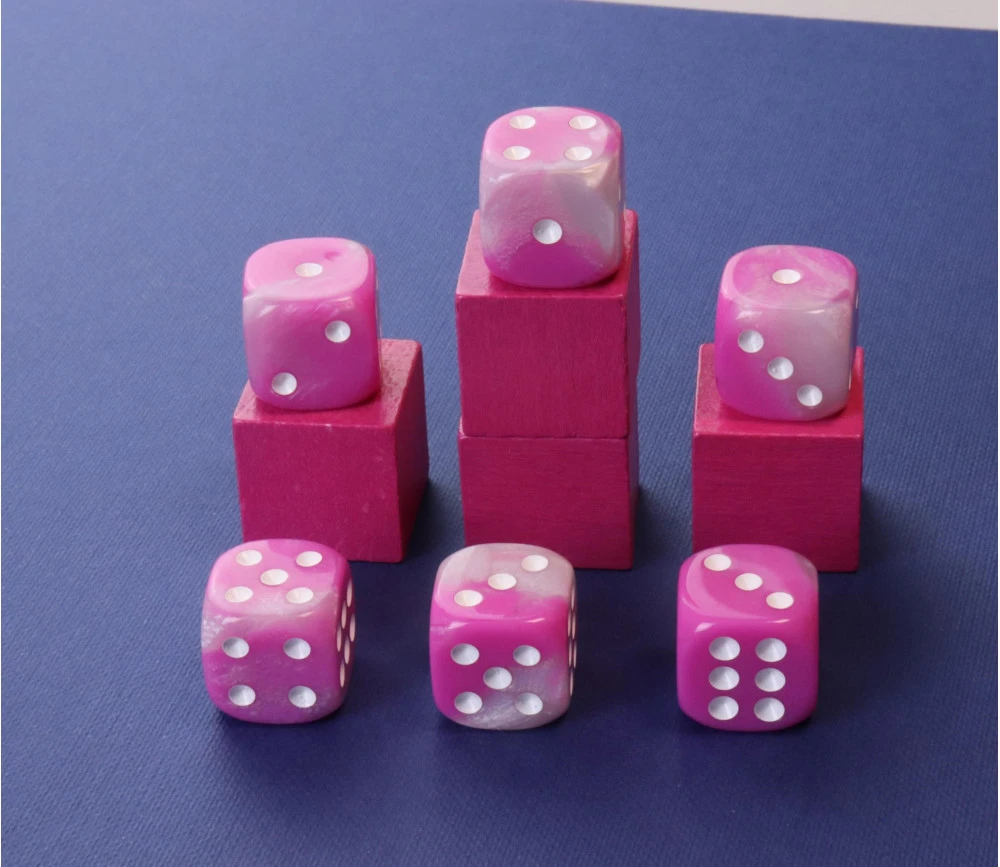 50 Dés Roses Perlés Nacrés 16 Mm Avec Points 1 à 6 – Image 3