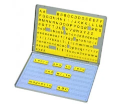 Boite 213 Mini Lettres Magnétiques 2 Cm - Minuscules Et Majuscules