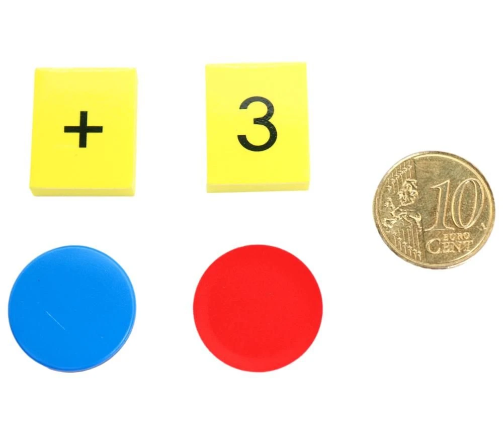 Boite Magnétique Pour Mathématiques - 147 Pièces Chiffres Et Signes – Image 3