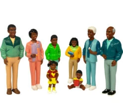 Famille Africaine : 8 Personnages Figurines Du Monde Grand Modèle