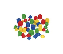 Lot 40 Pions De Formes Géométriques Diverses En Volume