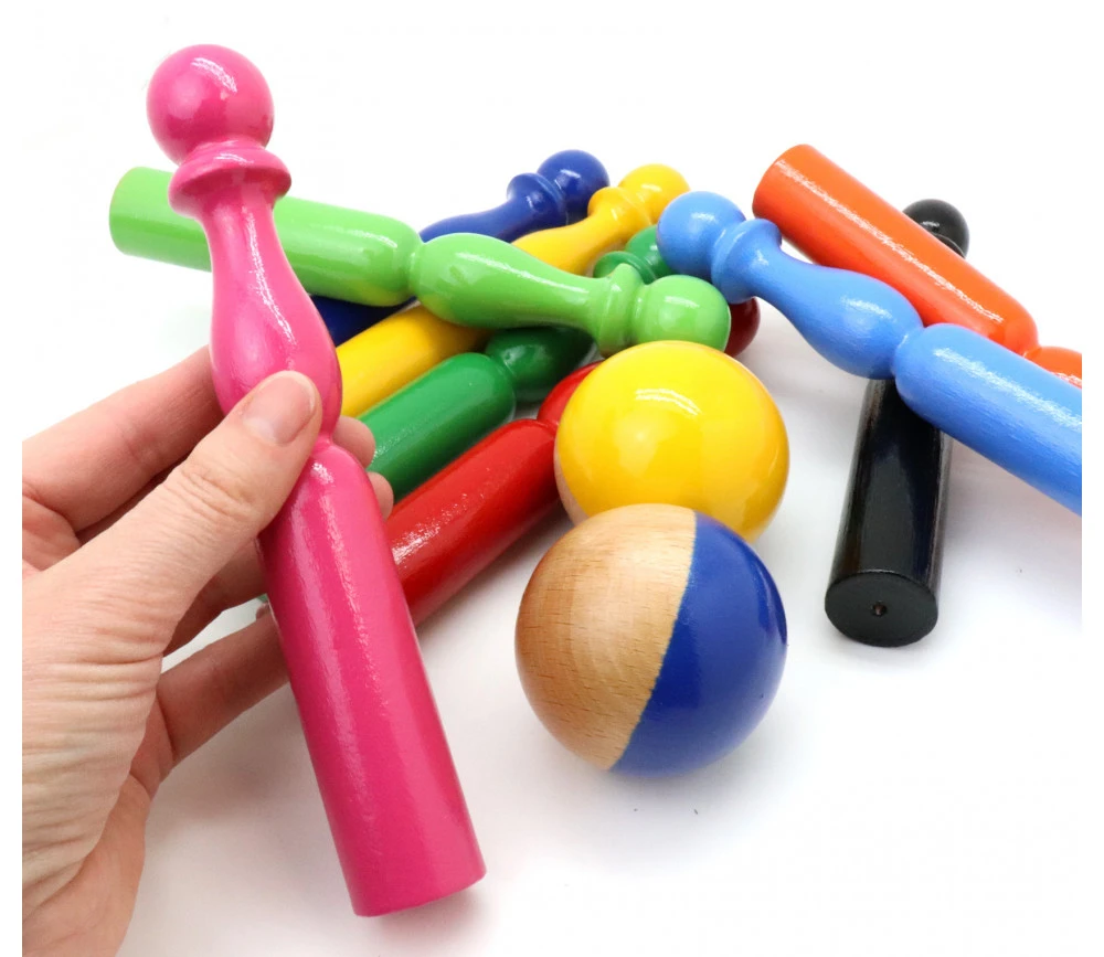 Jeu 9 Quilles Bois Multicolores 19 Cm + 2 Boules – Image 3