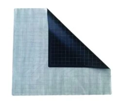 Tapis De Jeu Recto Gris - Verso Noir Battlemap Carré Effaçable Plateau 66 X 60 Cm